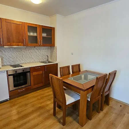 Apartament Snow Peak Todorka And Vihren /next To The Lift/ 7 Persons/ Bansko
