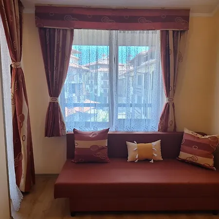 Apartament Snow Peak Todorka And Vihren /next To The Lift/ 7 Persons/ *
