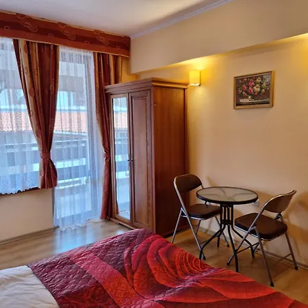 Snow Peak Todorka And Vihren /next To The Lift/ 7 Persons/ Apartamento